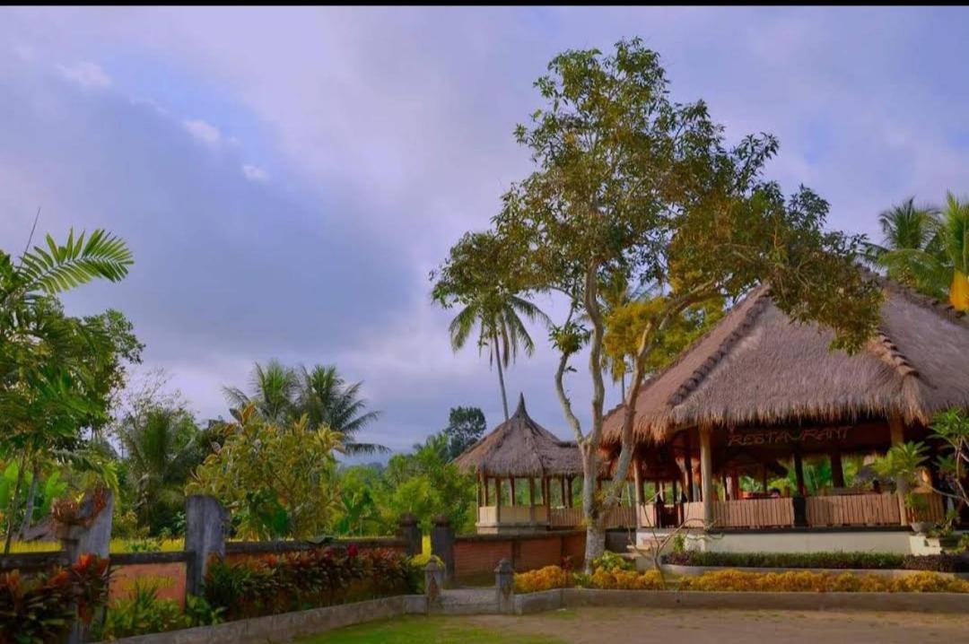 Hakiki Inn Bungalows Tetebatu Eksteriør billede