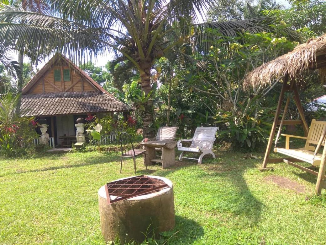 Hakiki Inn Bungalows Tetebatu Eksteriør billede