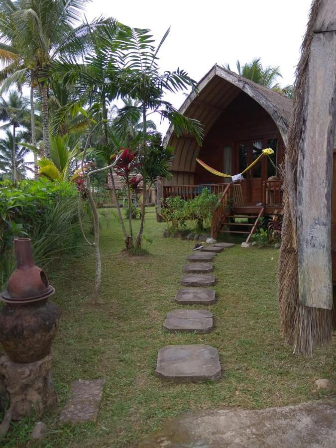 Hakiki Inn Bungalows Tetebatu Eksteriør billede