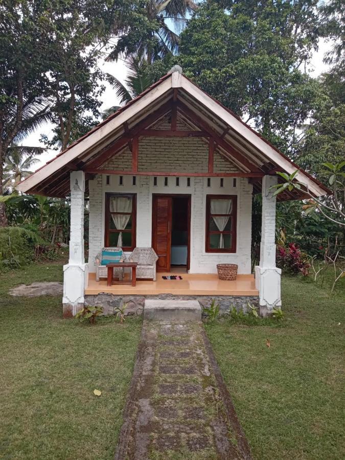 Hakiki Inn Bungalows Tetebatu Eksteriør billede