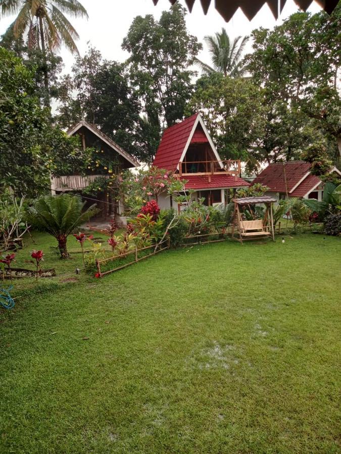 Hakiki Inn Bungalows Tetebatu Eksteriør billede