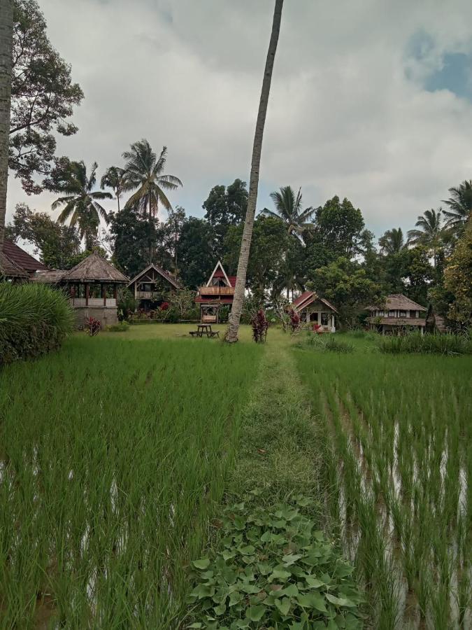 Hakiki Inn Bungalows Tetebatu Eksteriør billede