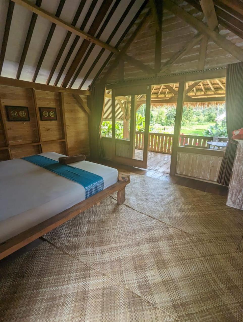 Hakiki Inn Bungalows Tetebatu Eksteriør billede